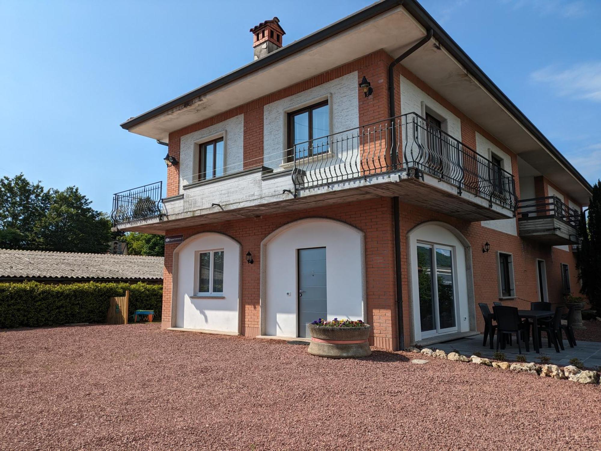 Cav Casa Del Vecchio Faggio - 4 Stelle - Maggiore * Nebbiuno